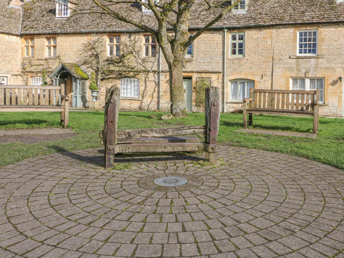 Evenlode Cottage Cheltenham Bagian luar foto